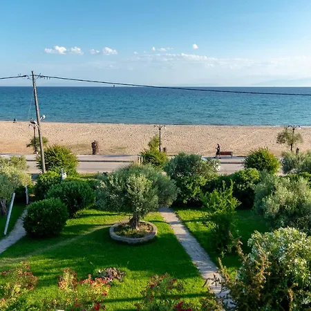 Dimi Seafront By Pro Services - Неа-Муданья