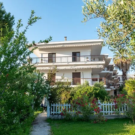 Dimi Seafront By Pro Services - Apartament *