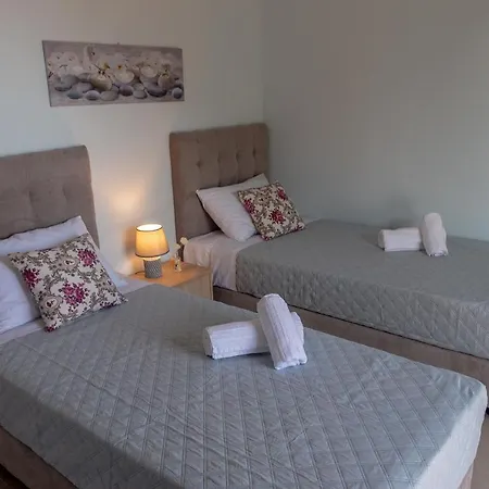 Apartament Dimi Seafront By Pro Services - *
