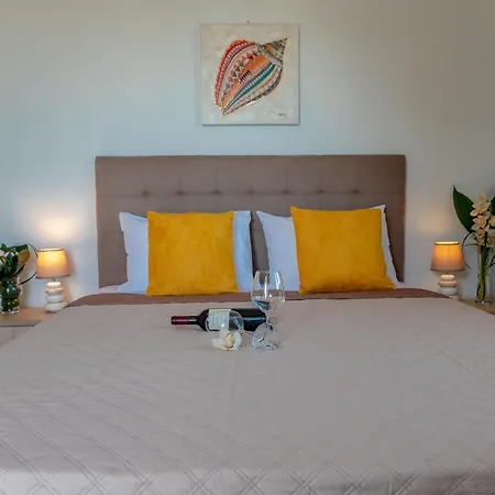 Dimi Seafront By Pro Services -